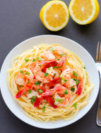 Garlic Shrimp Scampi (Easy 15-Minute Recipe)