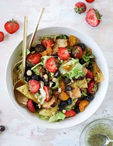 Healthy Grilling Recipes: Grilled Chicken Strawberry Poppyseed Salad