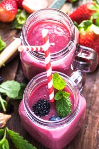 The Best Healthy Smoothie Delivery Services: Berry Smoothie